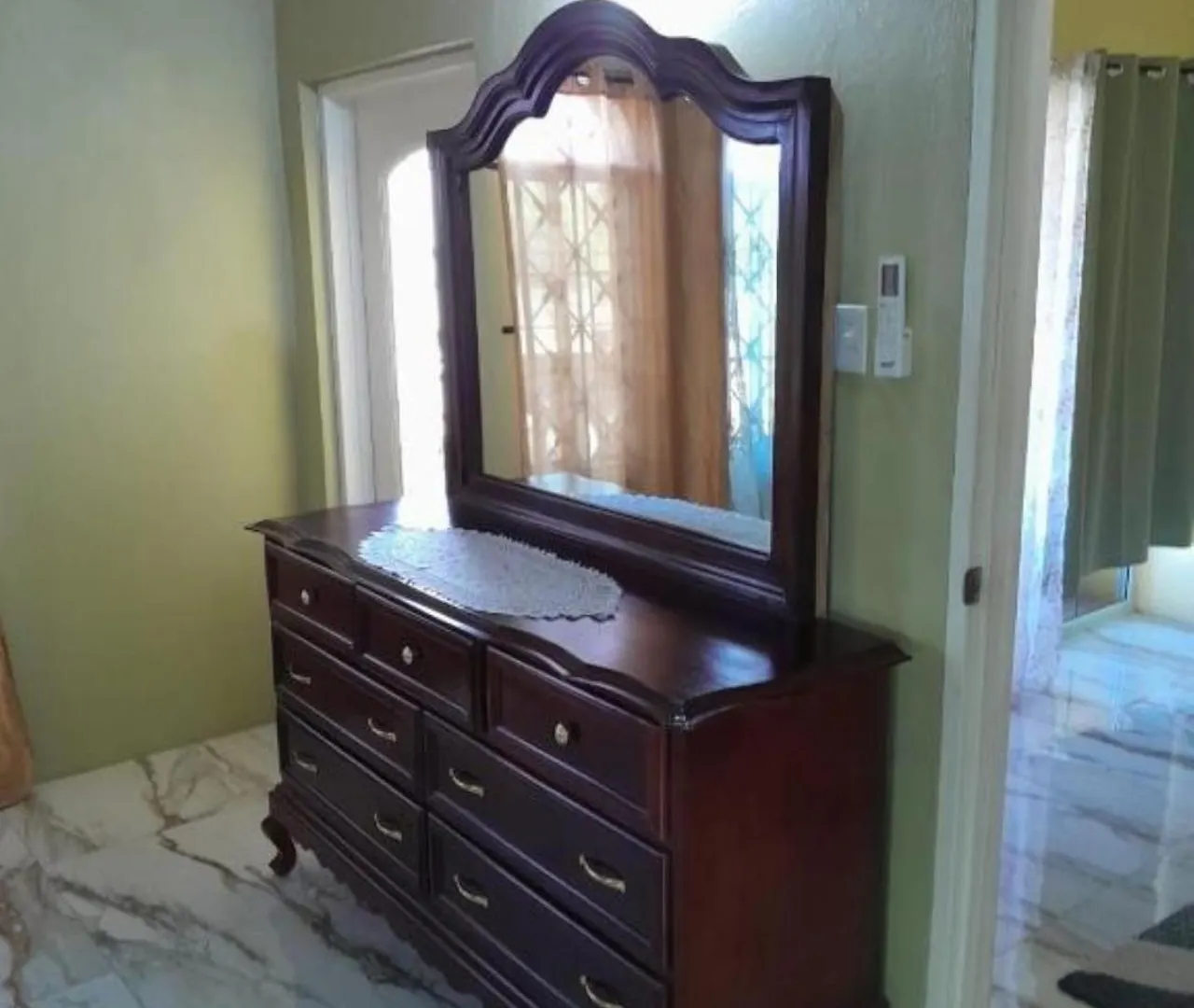 Vacation Suite Portmore Apartment